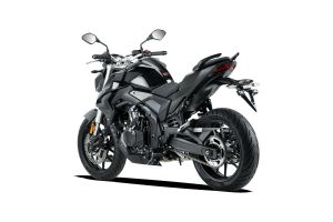 Voge 500R - black - 06.jpg