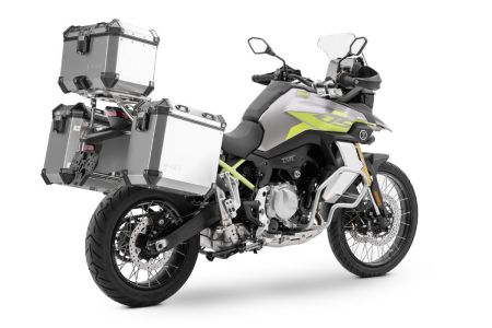 Voge 900 DSX - 04.jpg